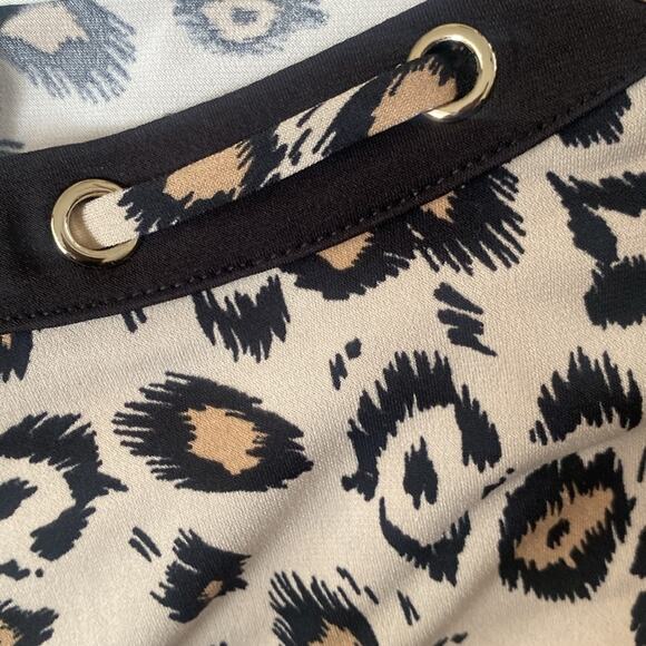 Dana Buchman leopard Shell Neck
Grommets Top - Picture 6 of 11